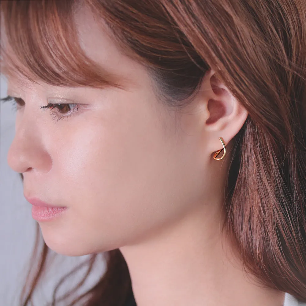Curve Hoop Earrings