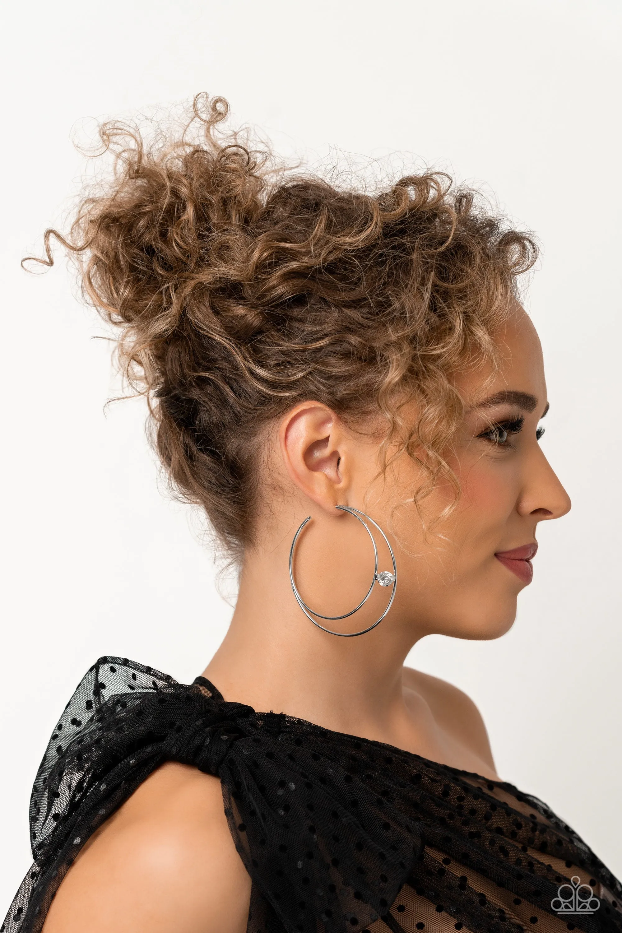 Earrings Theater HOOP - White LOP E2246