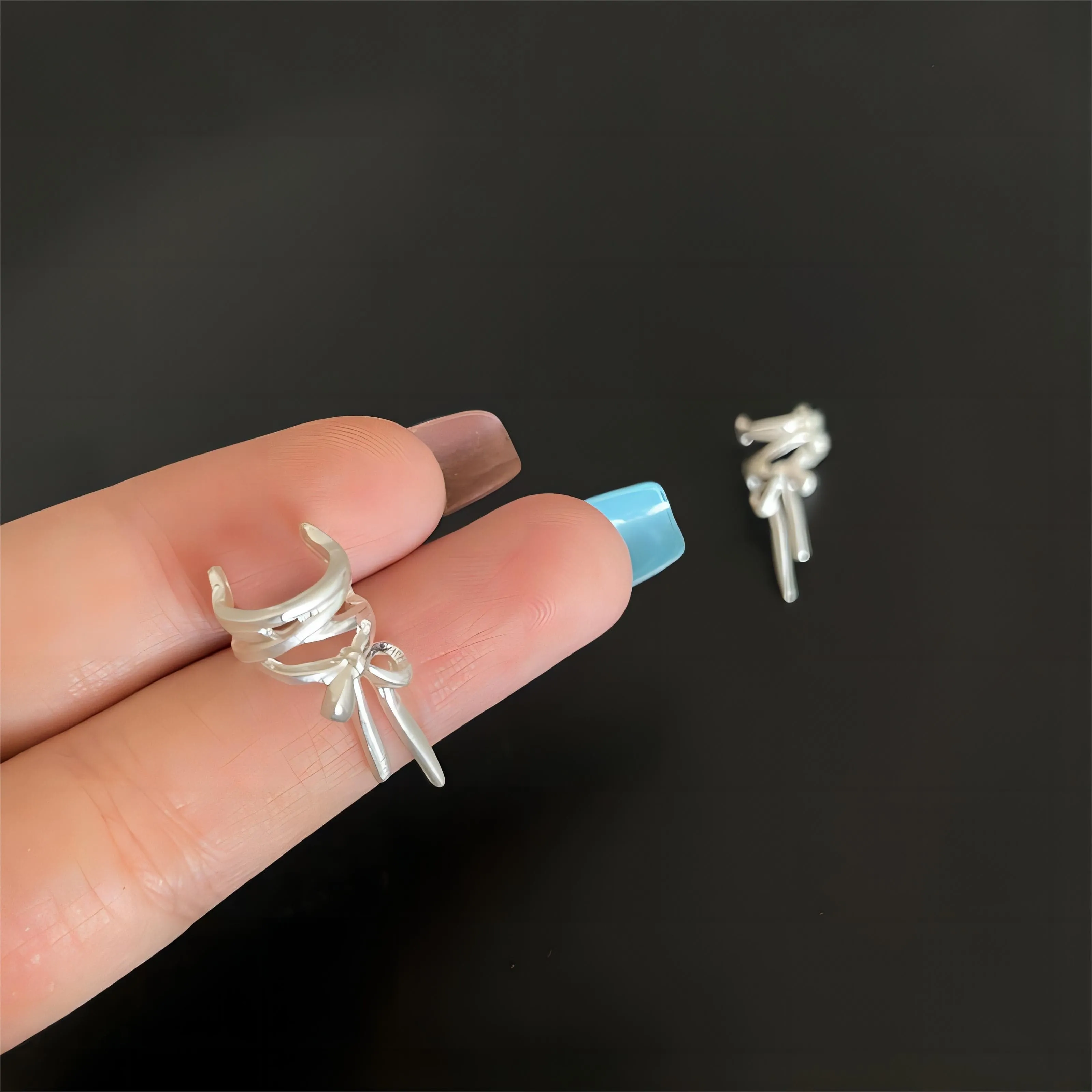 Fashionable Ribbon Ear Wrap Earrings