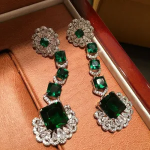 Luxurious Green Square Earrings with Emerald and Diamond Elegance