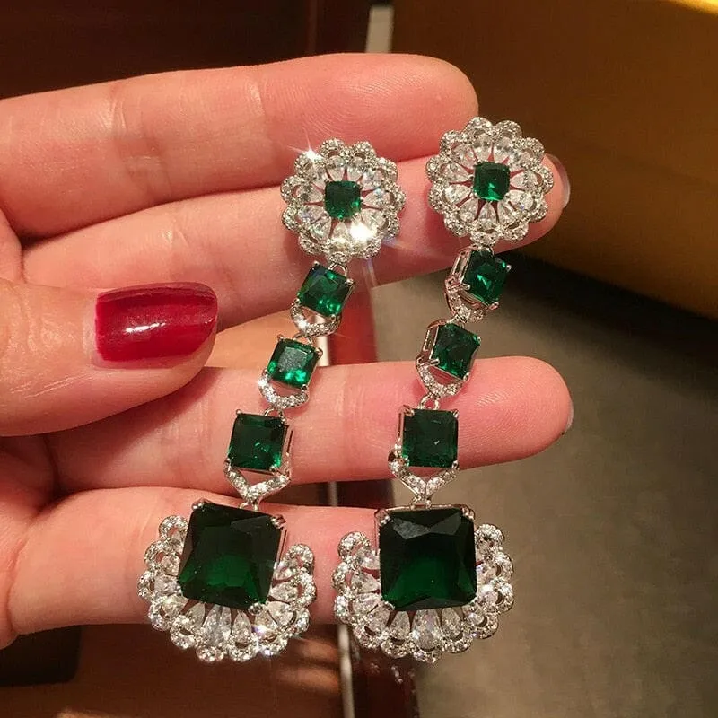 Luxurious Green Square Earrings with Emerald and Diamond Elegance