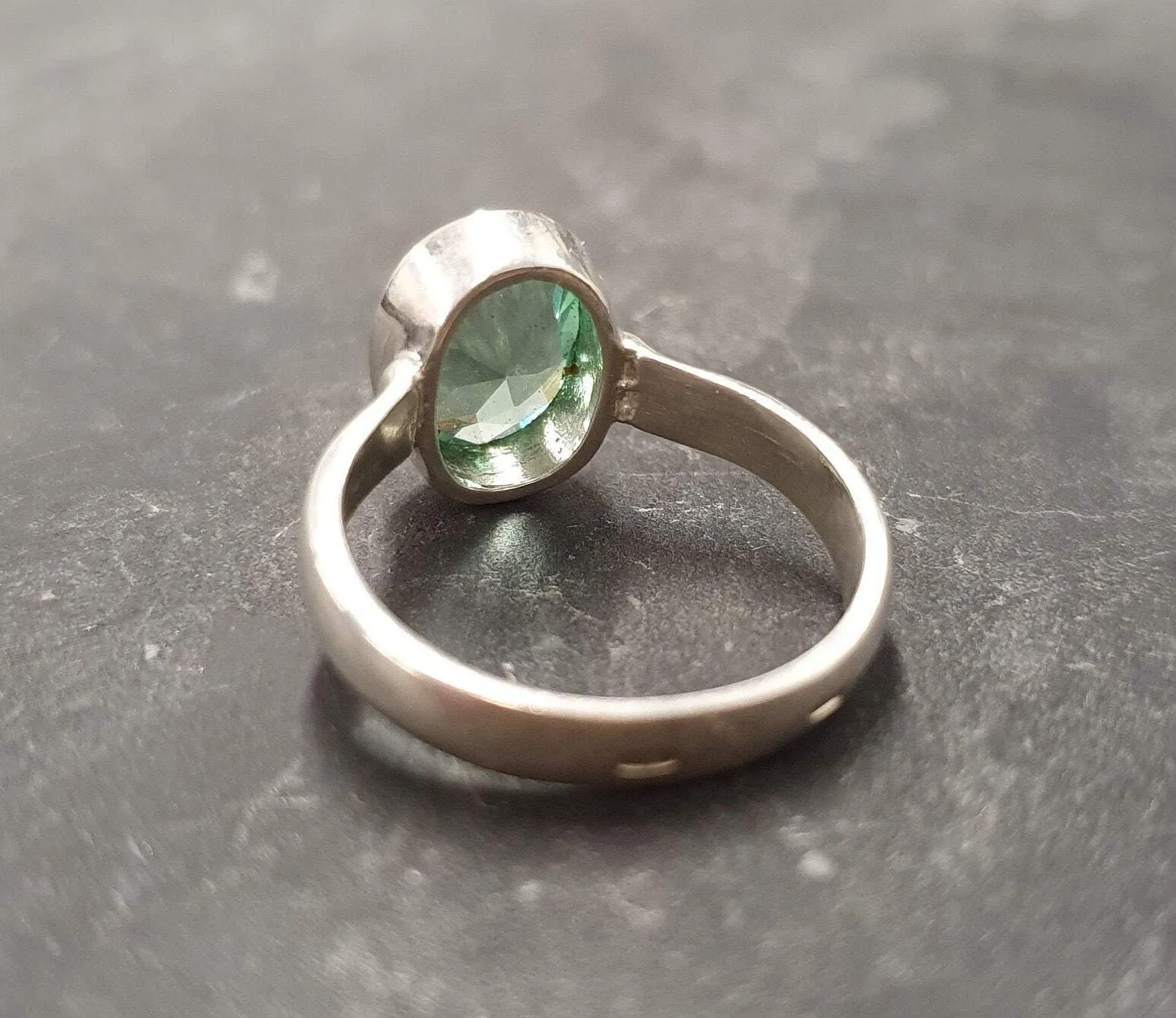 Mint Emerald Ring - Green Oval Ring - Vintage Bezel Ring