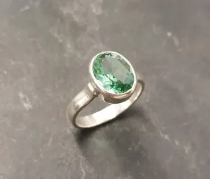 Mint Emerald Ring - Green Oval Ring - Vintage Bezel Ring
