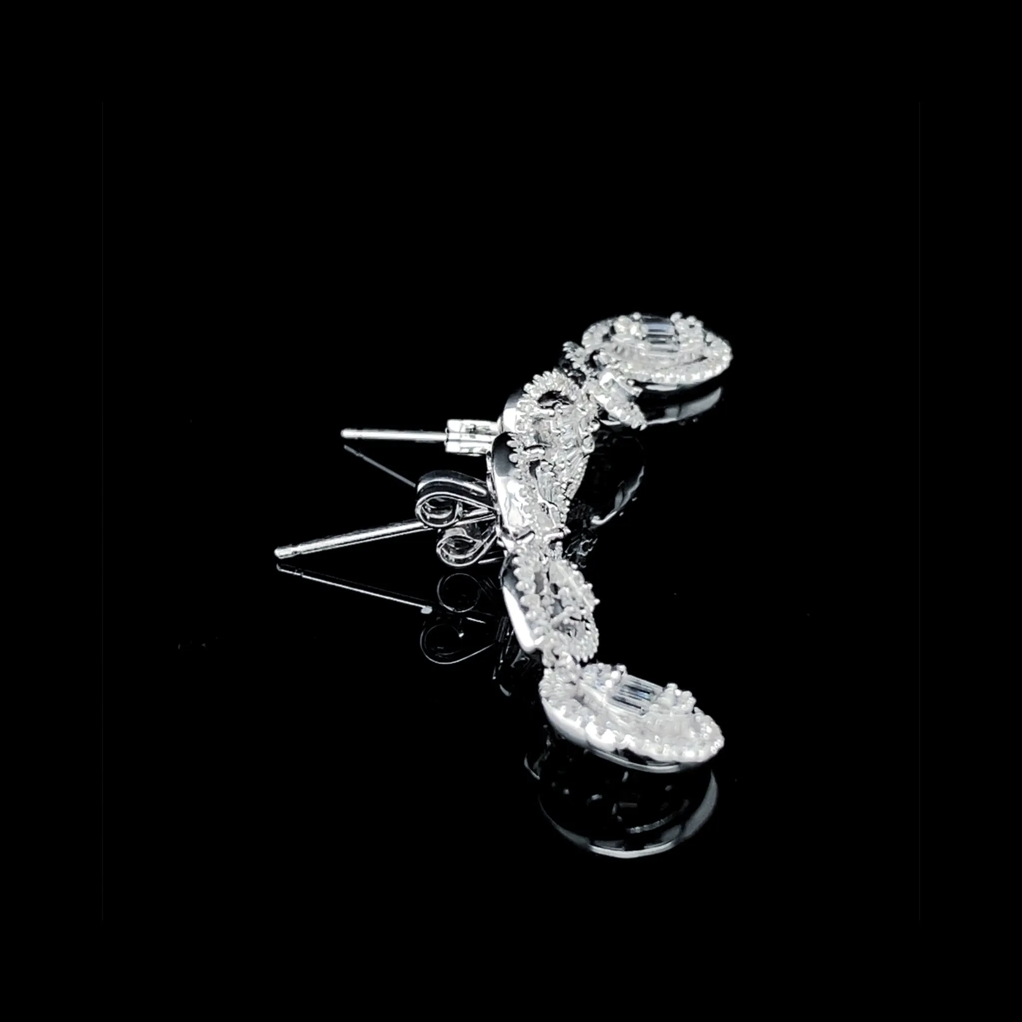 PREORDER | Cluster Shape Drop Dangling Diamond Earrings 14kt