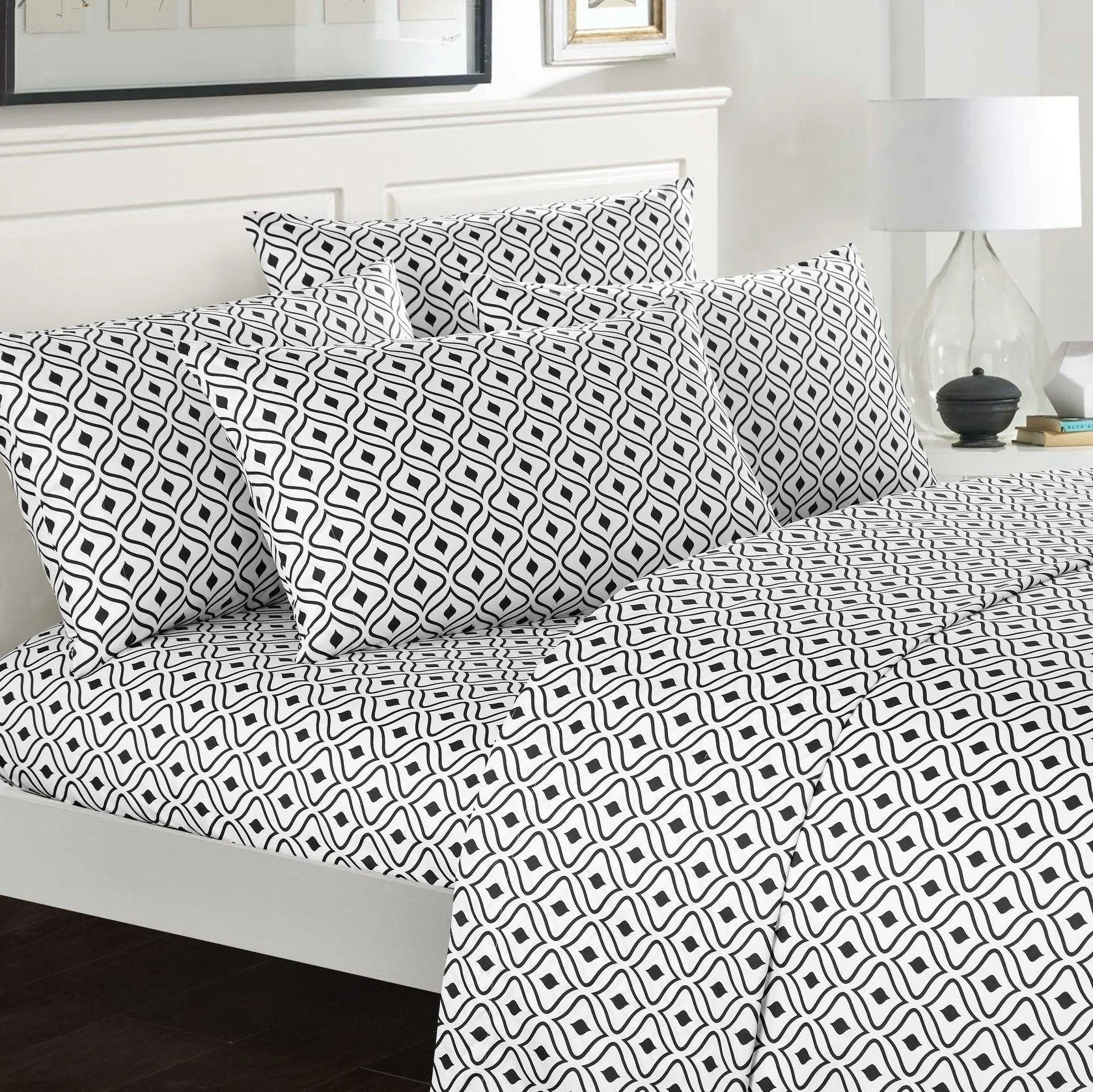 Soft Two-Tone Diamond Print Deep Pocket Sheet Sets