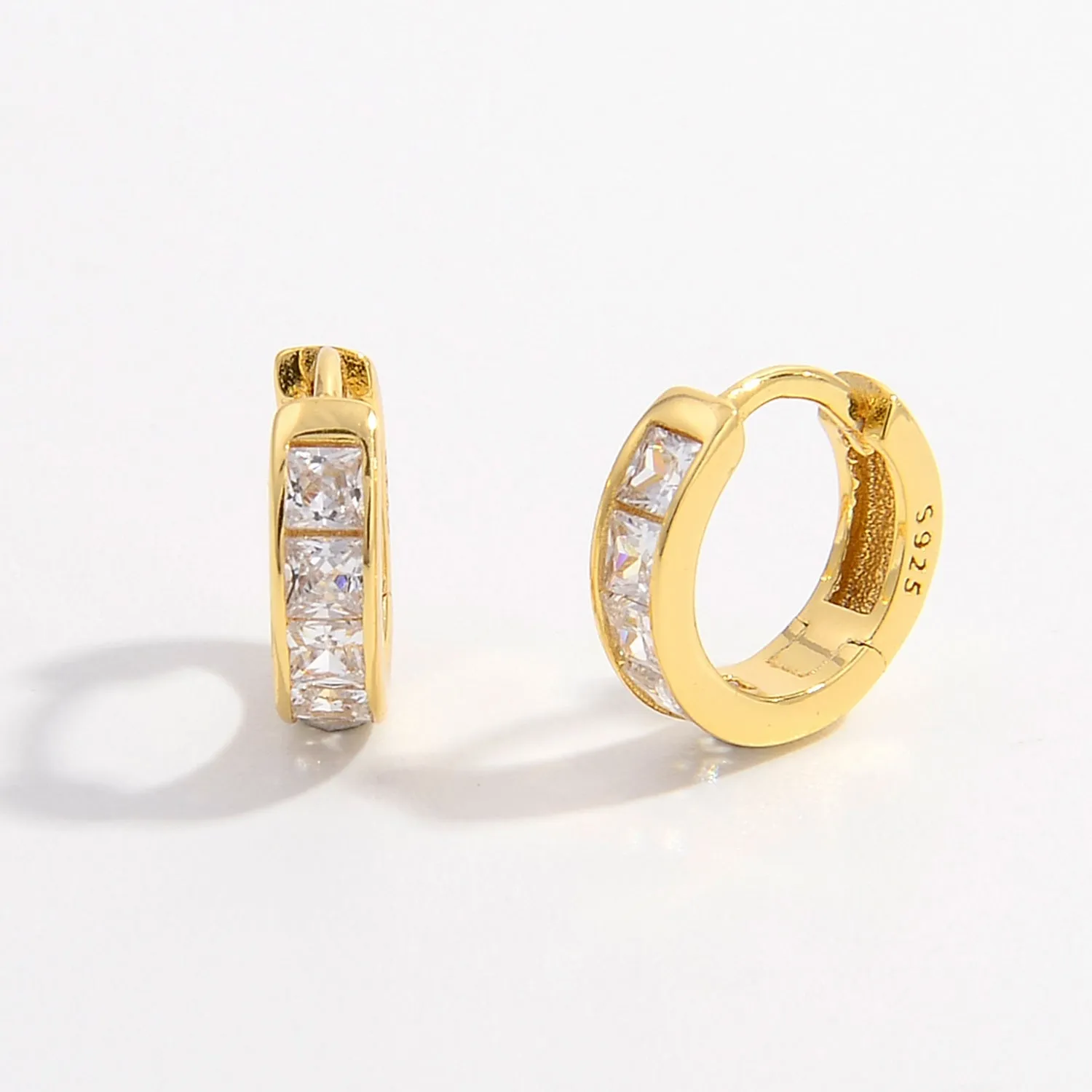 Sparkly Cubic Zirconia Huggie Hoops: Elevate Your Ear Game