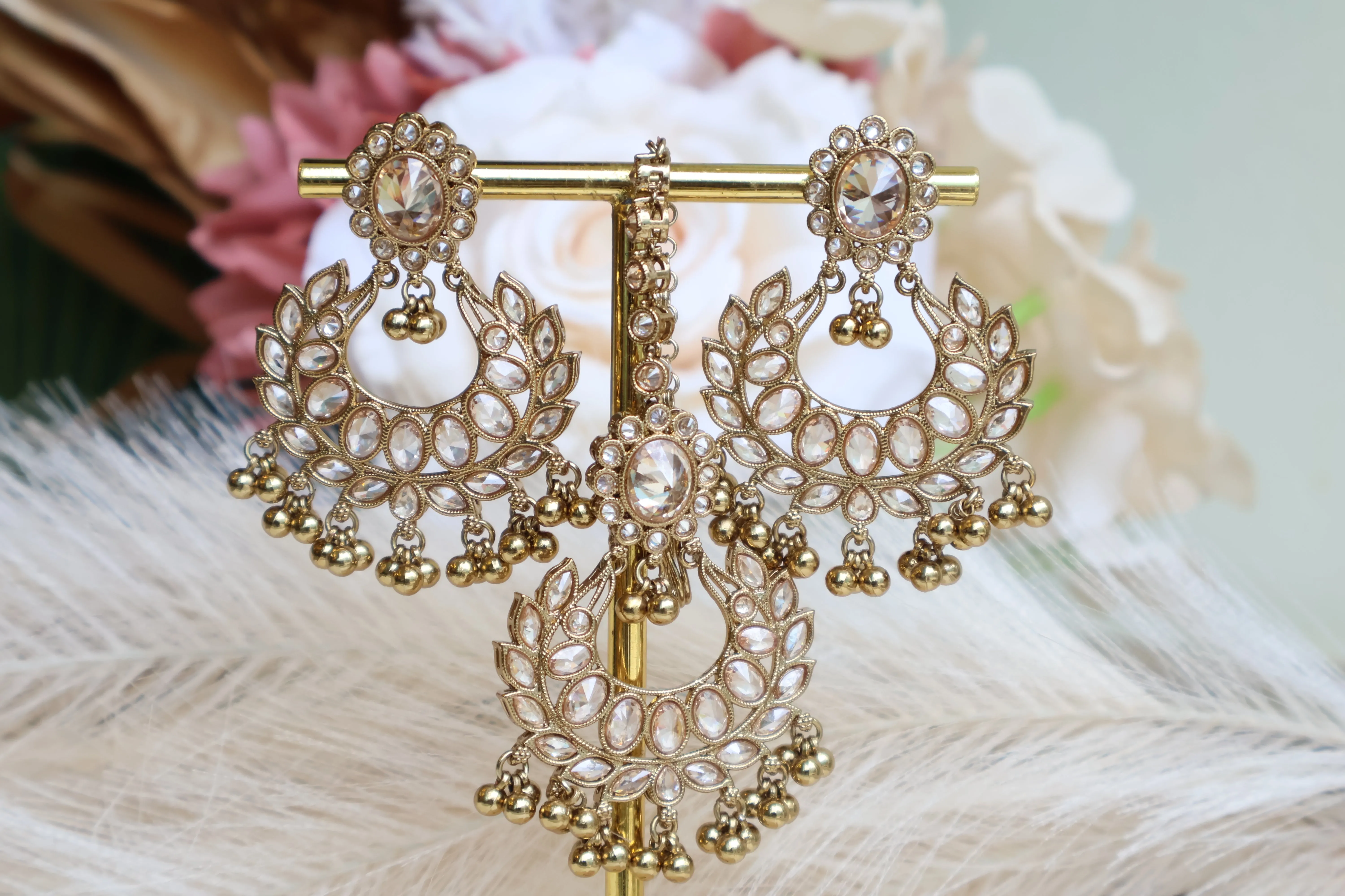 Stunning Antique Earring with Tikka