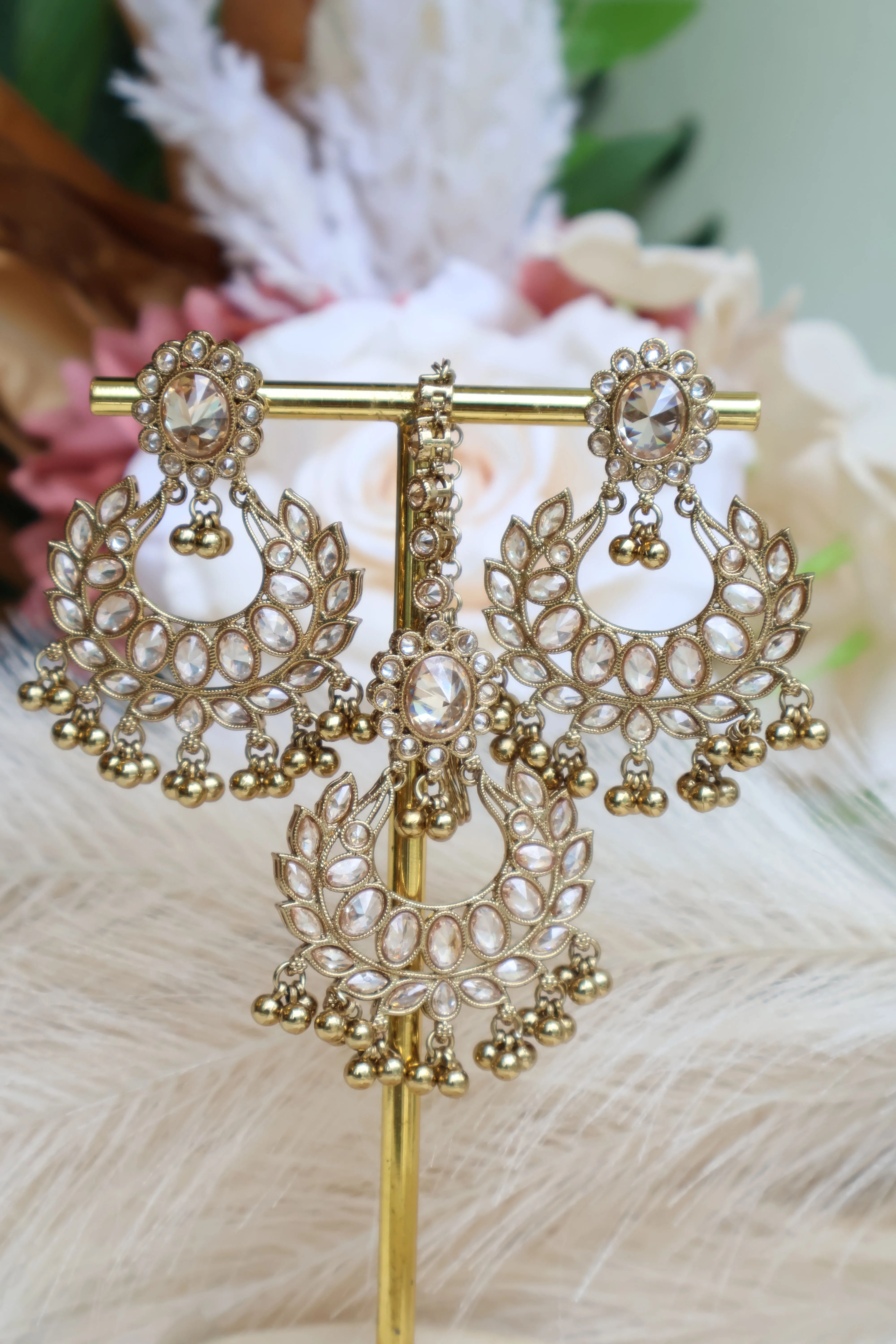 Stunning Antique Earring with Tikka